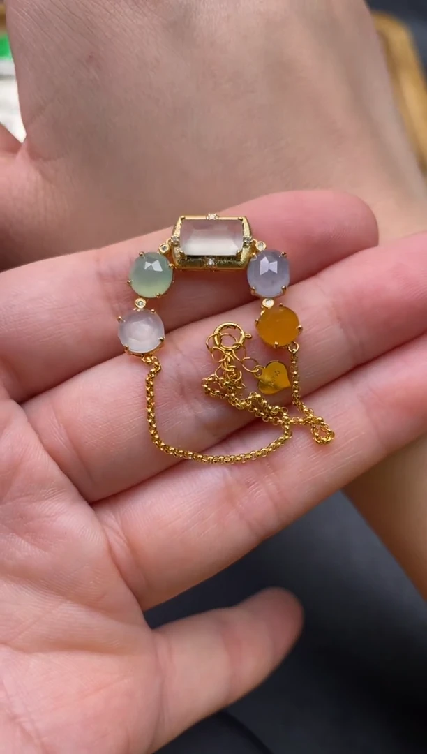 18K金镶嵌手链翡翠66.......