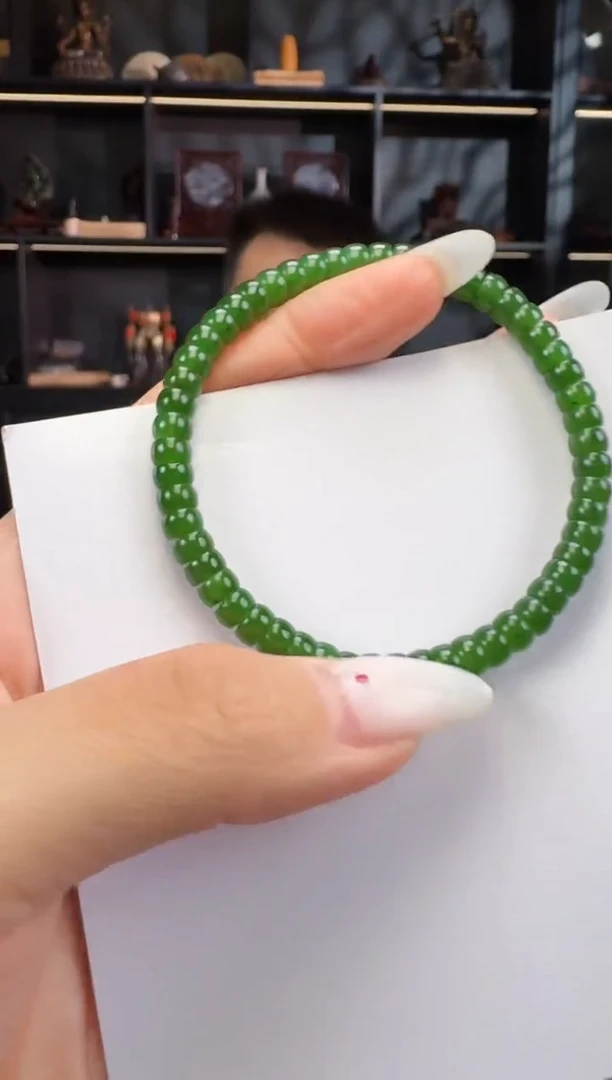 和田玉未镶嵌颈饰6mm碧玉药片手串