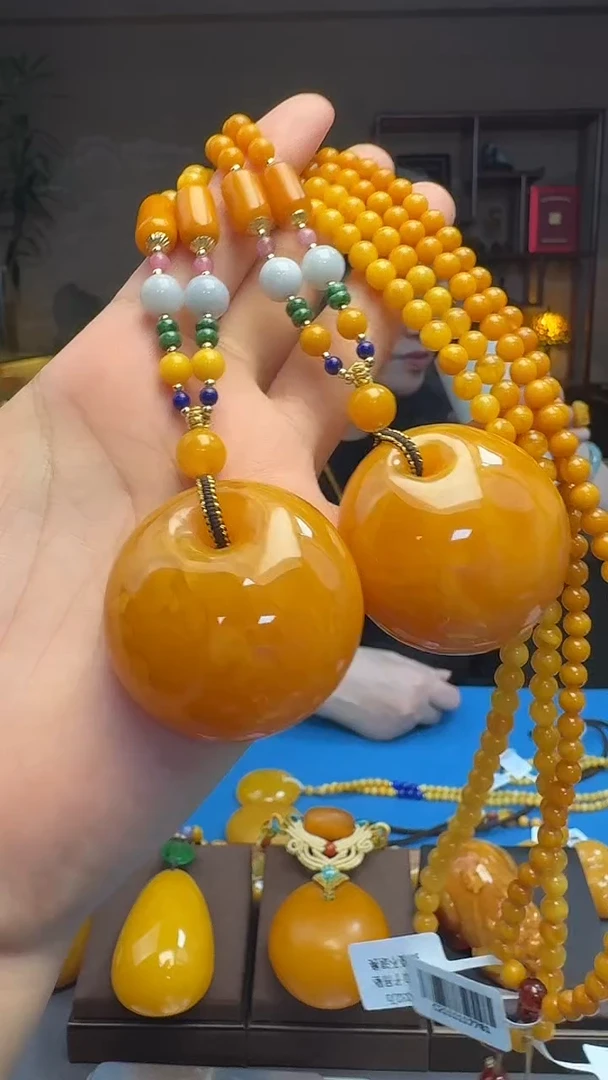 琥珀吊坠(赠链)未镶嵌天然保真蜜蜡公主扣（多样性发其一）送链子