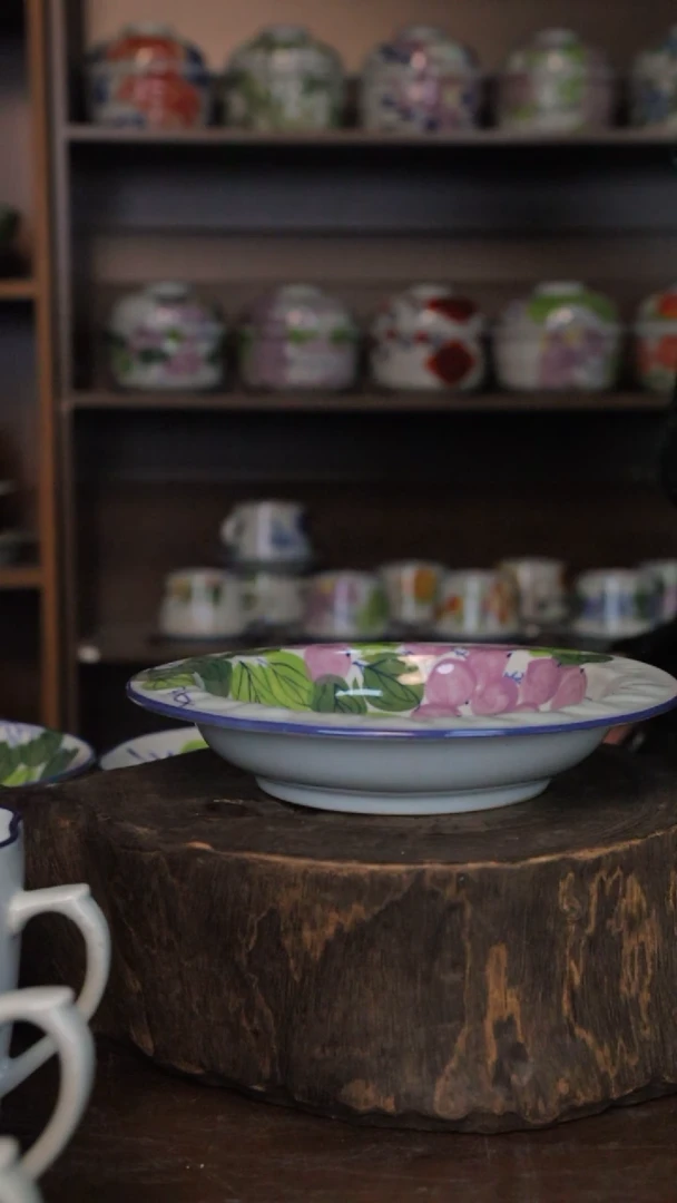 【闪购商品】椿野8寸帽子盘（葡萄）C083