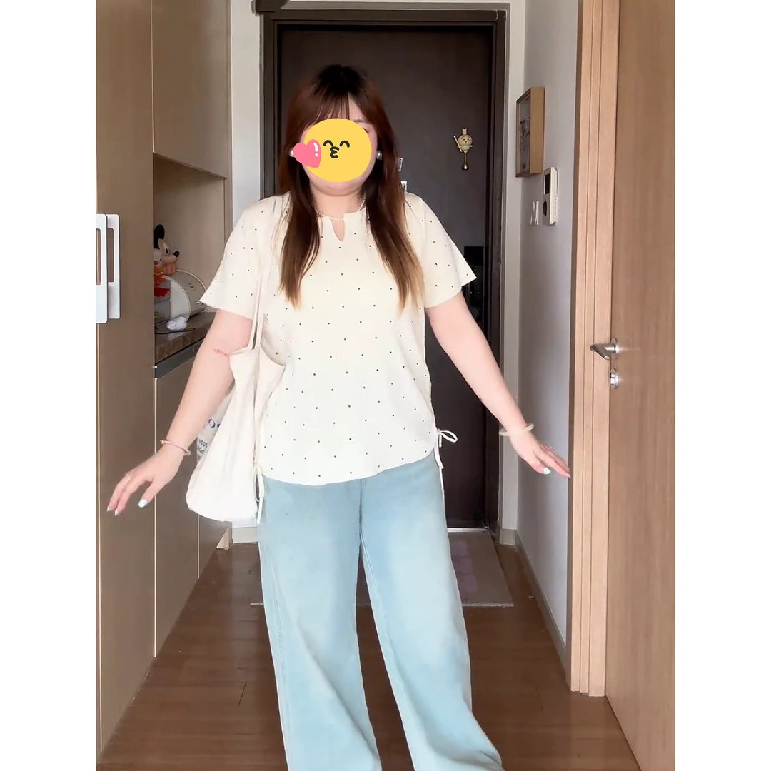 大码胖mm设计感抽绳冰丝针织短袖T恤女夏季新款遮肉显瘦波点上衣