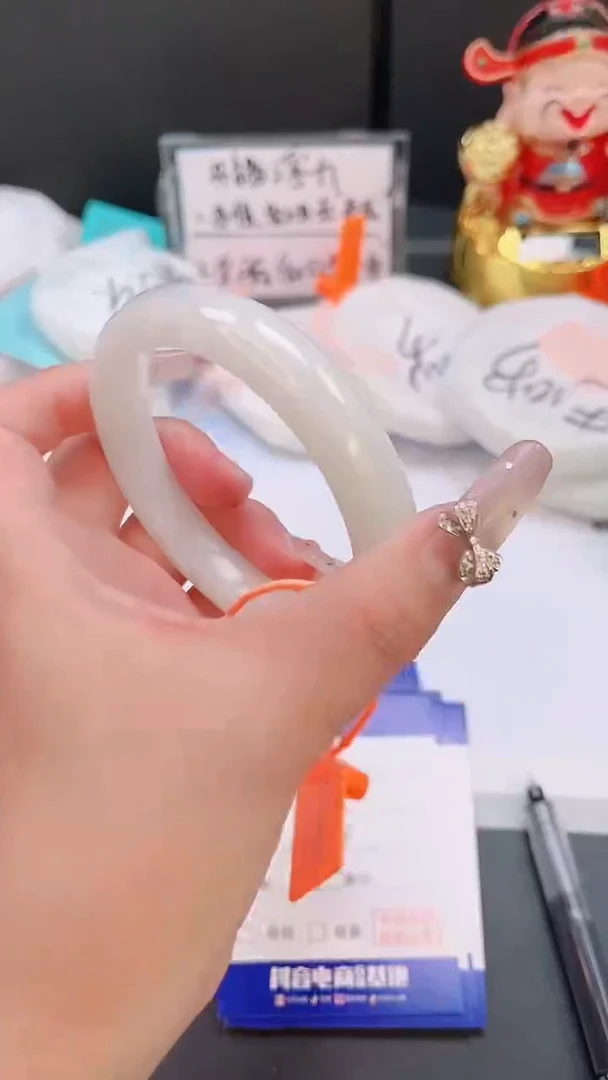 未镶嵌手镯和田玉29T26-58