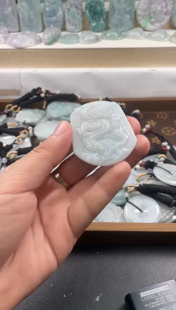 颈饰未镶嵌翡翠25/11/8/.275