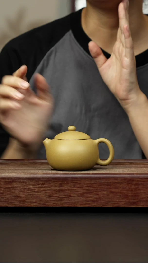 紫砂茶壶黄金段 西施壶