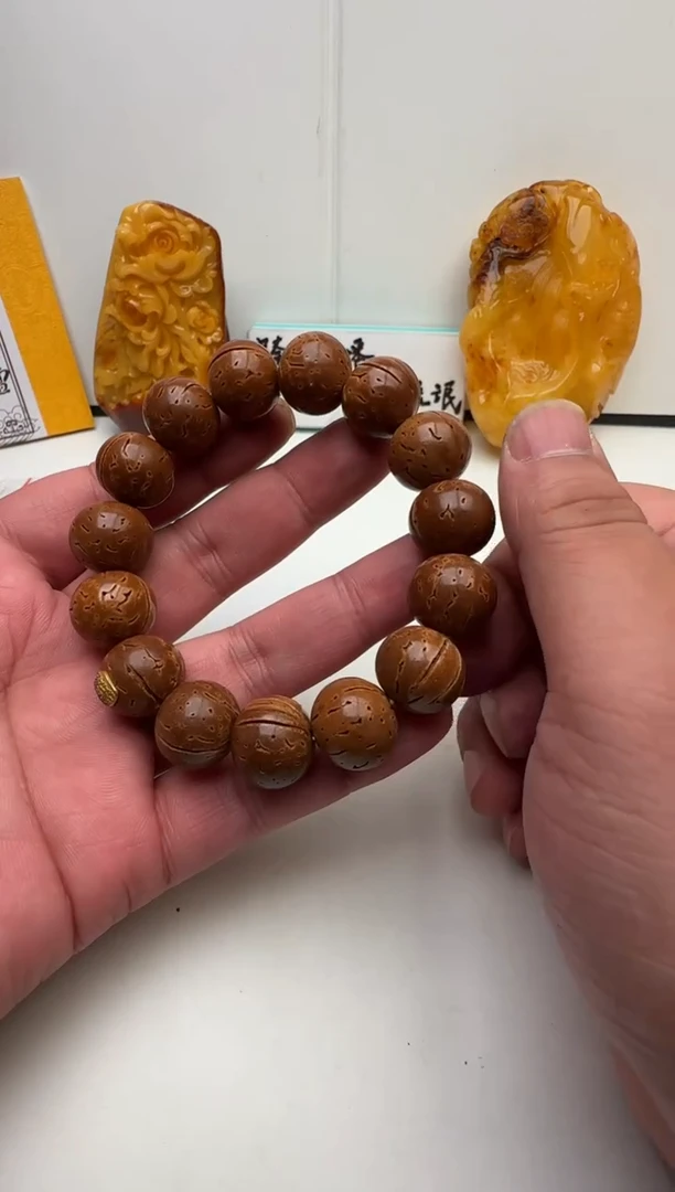 吊坠桃核桃核手串