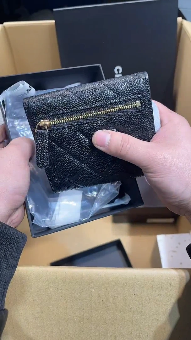 瓷片新店开播全场放漏