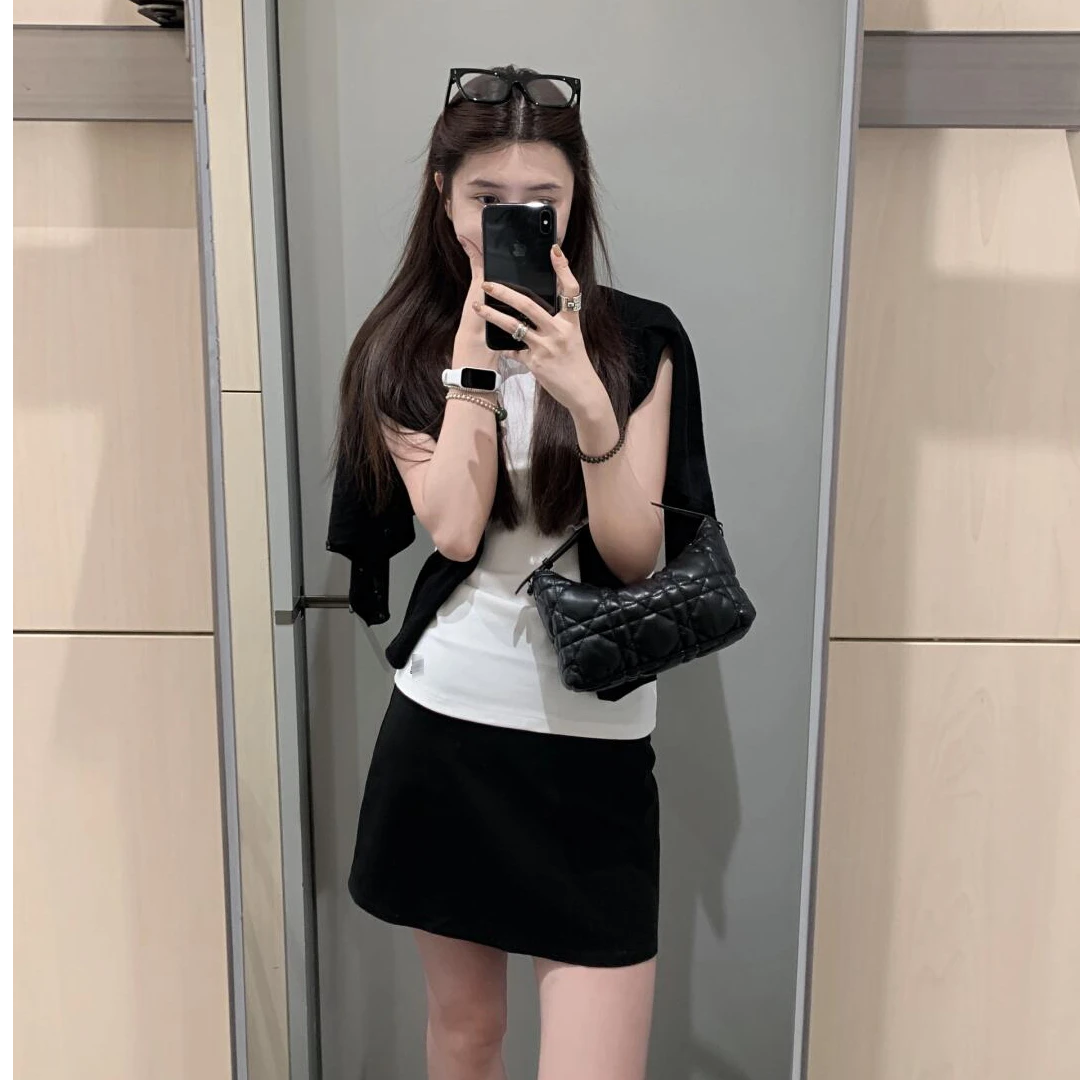 2025夏季新款时尚打底无袖背心气质显瘦洋气休闲百搭性感修身辣妹