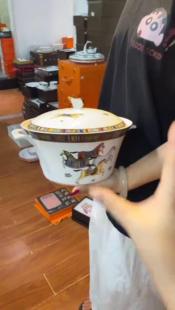 杯鸿辉家品牌瓷器，京东包邮！