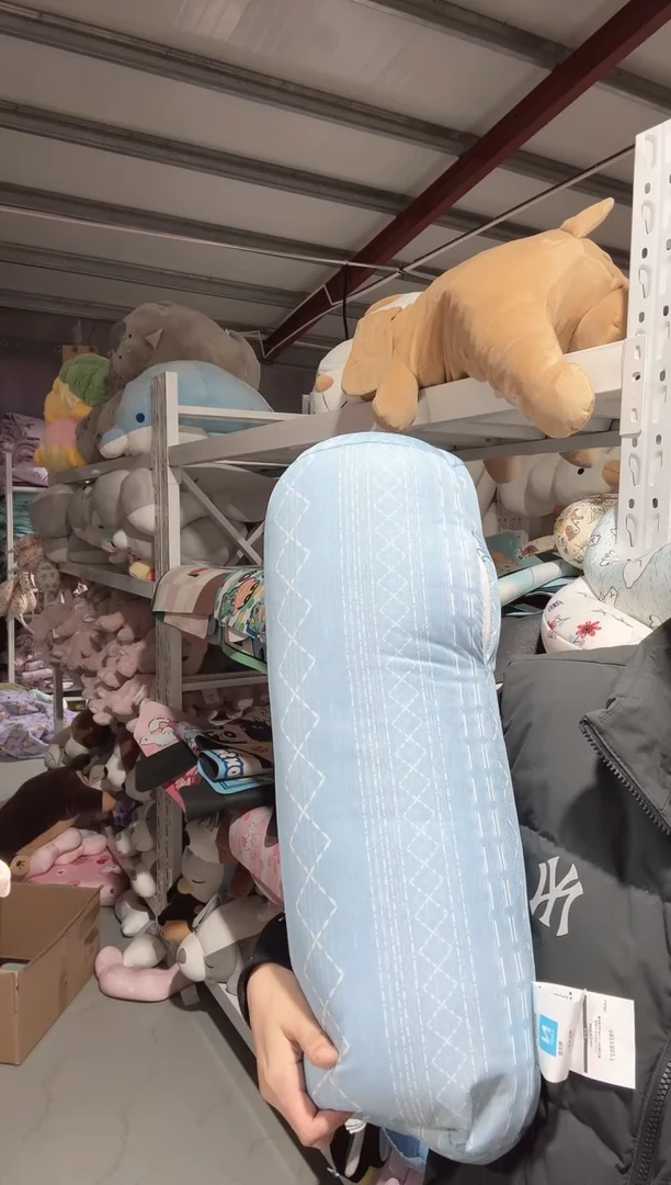 满35包邮  冷感抱枕