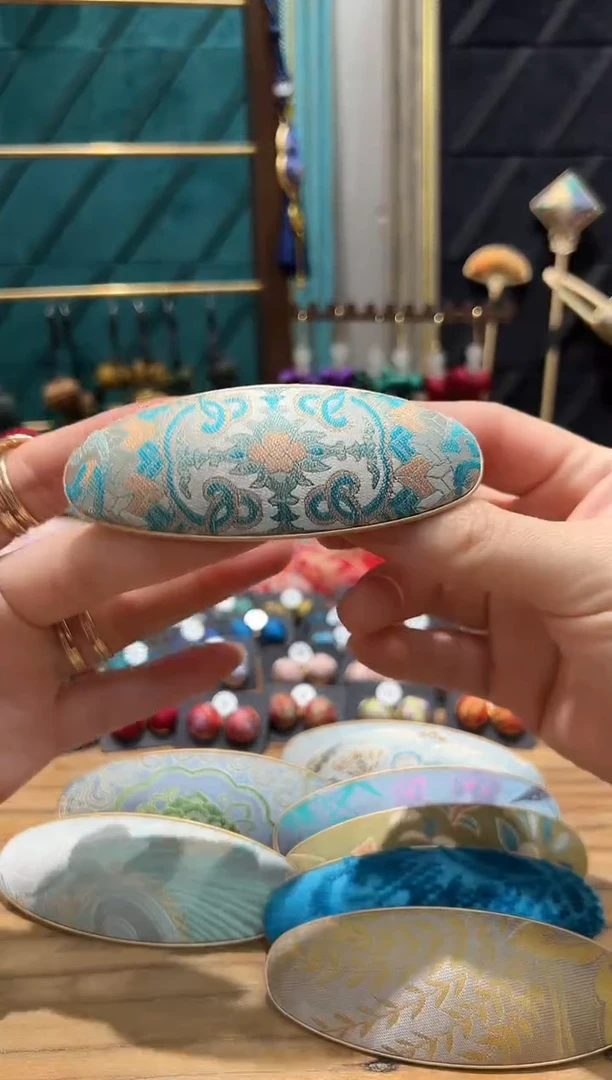 【闪购商品】【一物一拍车】蓝橘纹大号弹簧夹AA