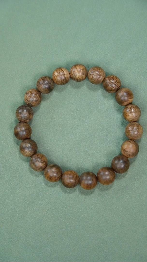 沉香手串文莱1.1mm-13.4克