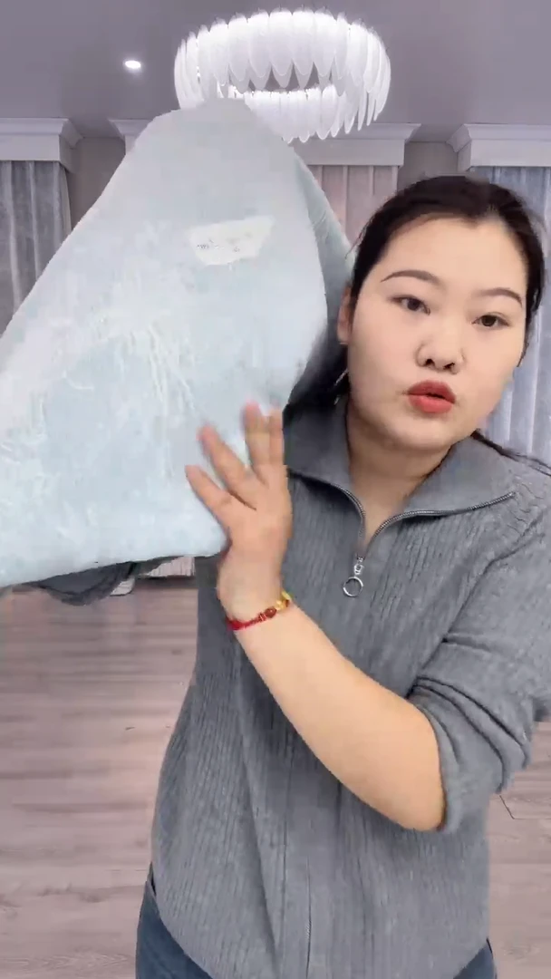 布闪电购商品 2 微瑕（中）3打孔2.57