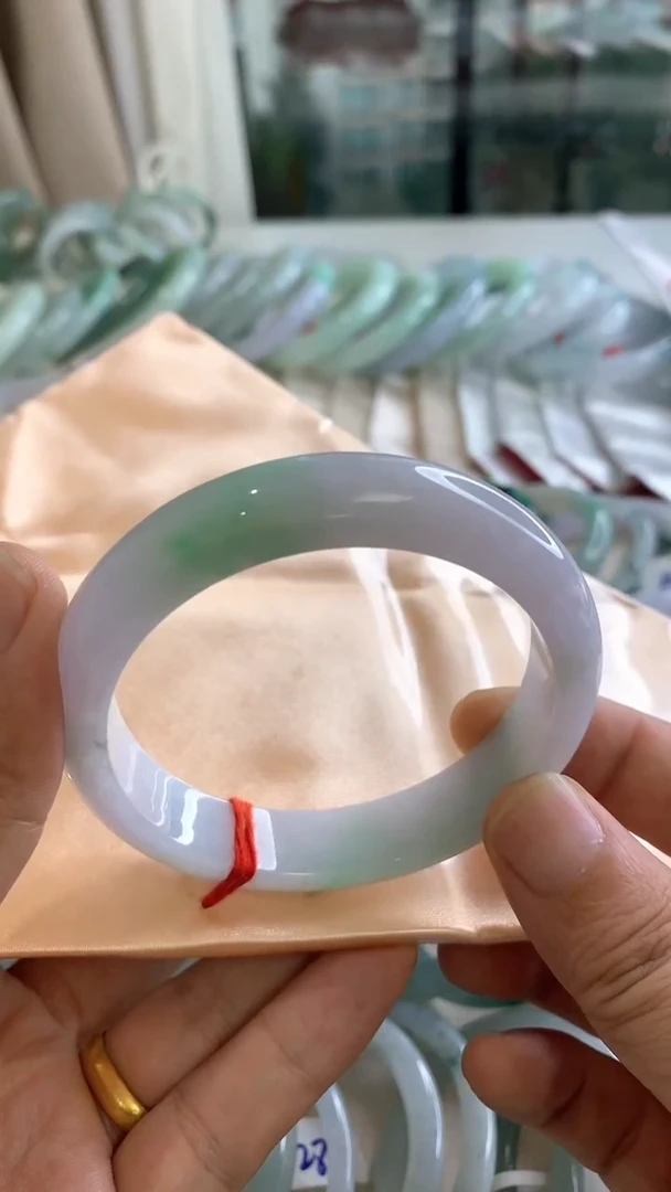 未镶嵌手镯翡翠春彩56.7