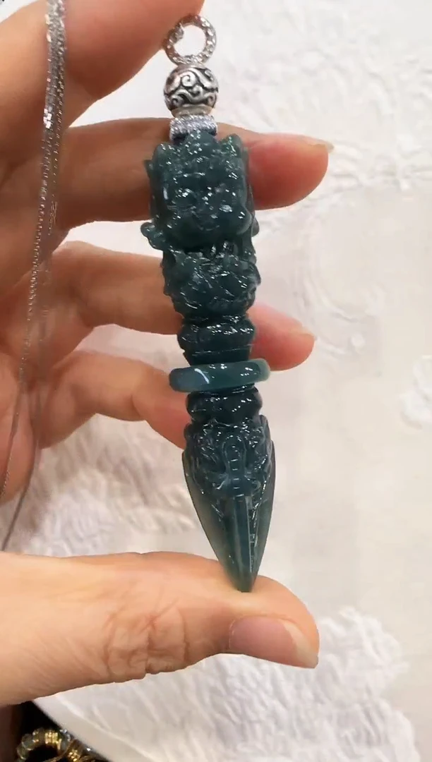 翡翠银S925镶嵌颈饰国风