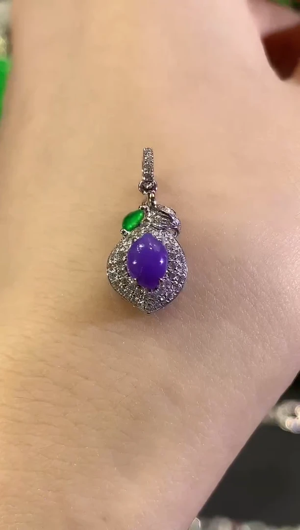 吊坠(不含链)18K金镶嵌翡翠C90 紫货有色差