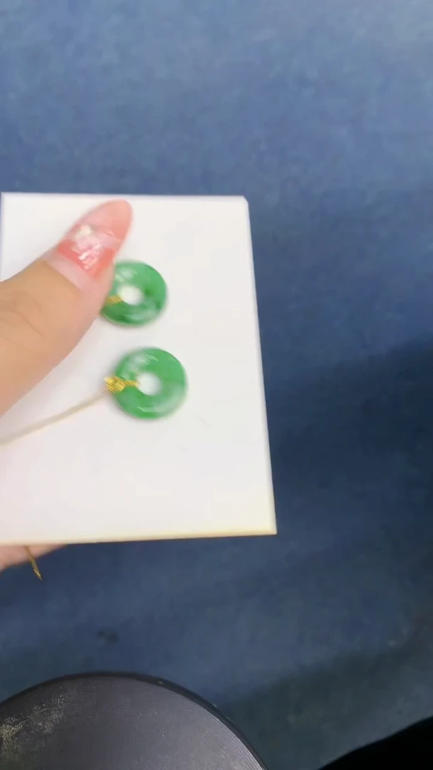 颈饰未镶嵌翡翠1