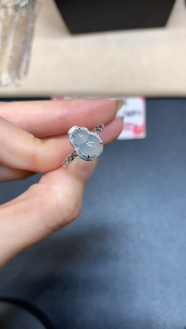 【闪购商品】翡翠戒指18K金镶嵌【无鉴赏期多样性发其一