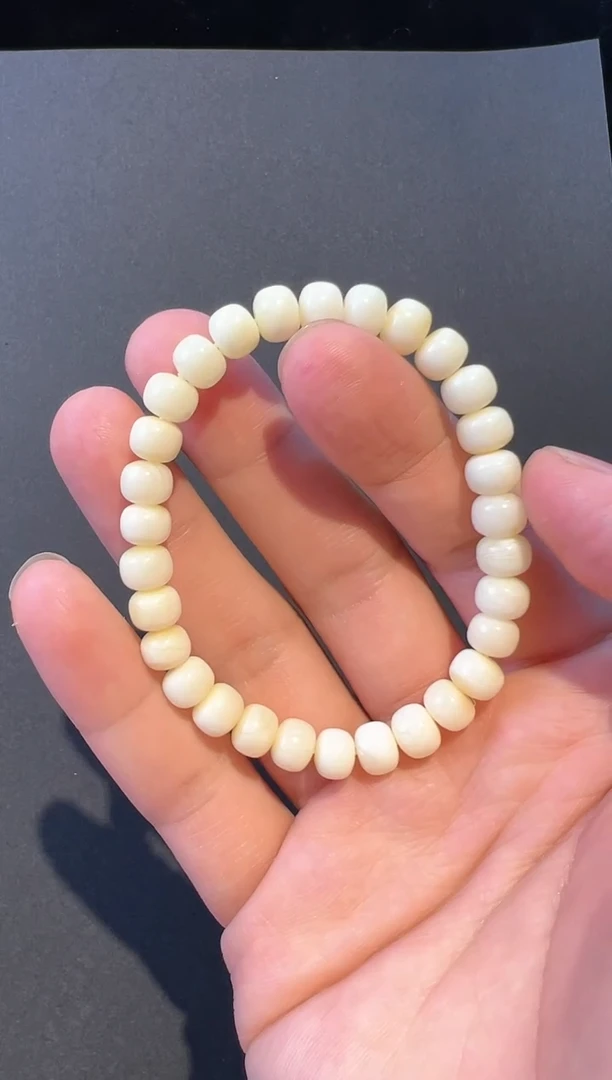 【闪购商品】蜜蜡手串未镶嵌7+单圈