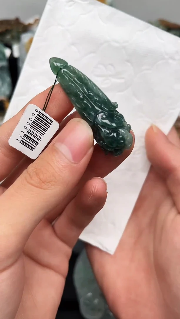 颈饰未镶嵌翡翠翡翠挂件