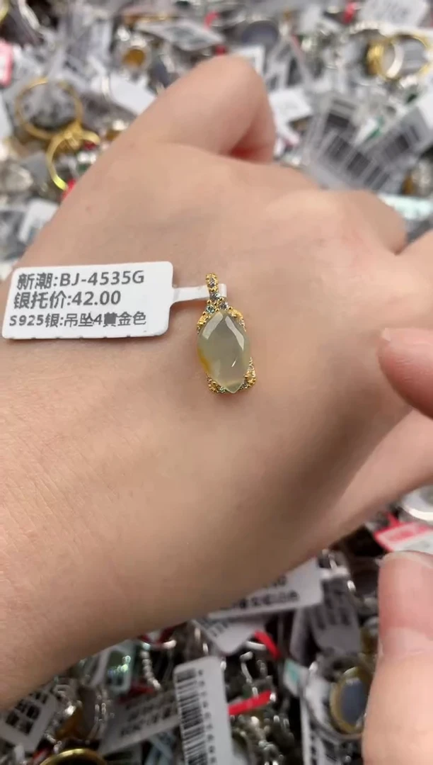 银S925镶嵌戒指翡翠555     10