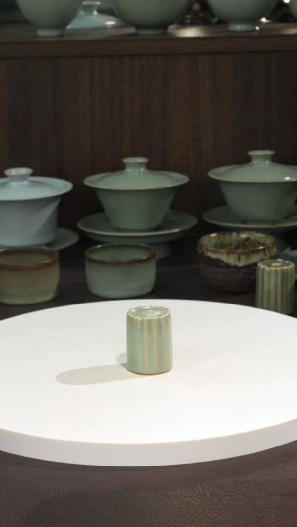 宣宝汝瓷原矿原釉作品微微瑕