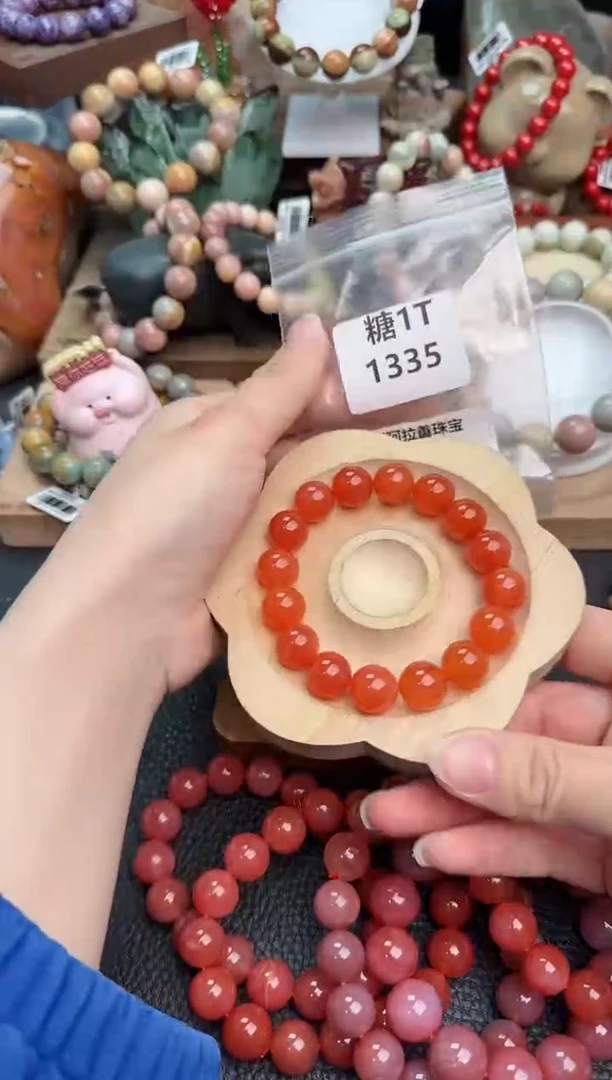 【闪购商品】石英质玉手链未镶嵌1T1335