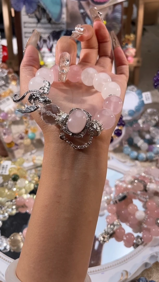 【闪购商品】水晶手链未镶嵌多样性发货颜色微差发其一