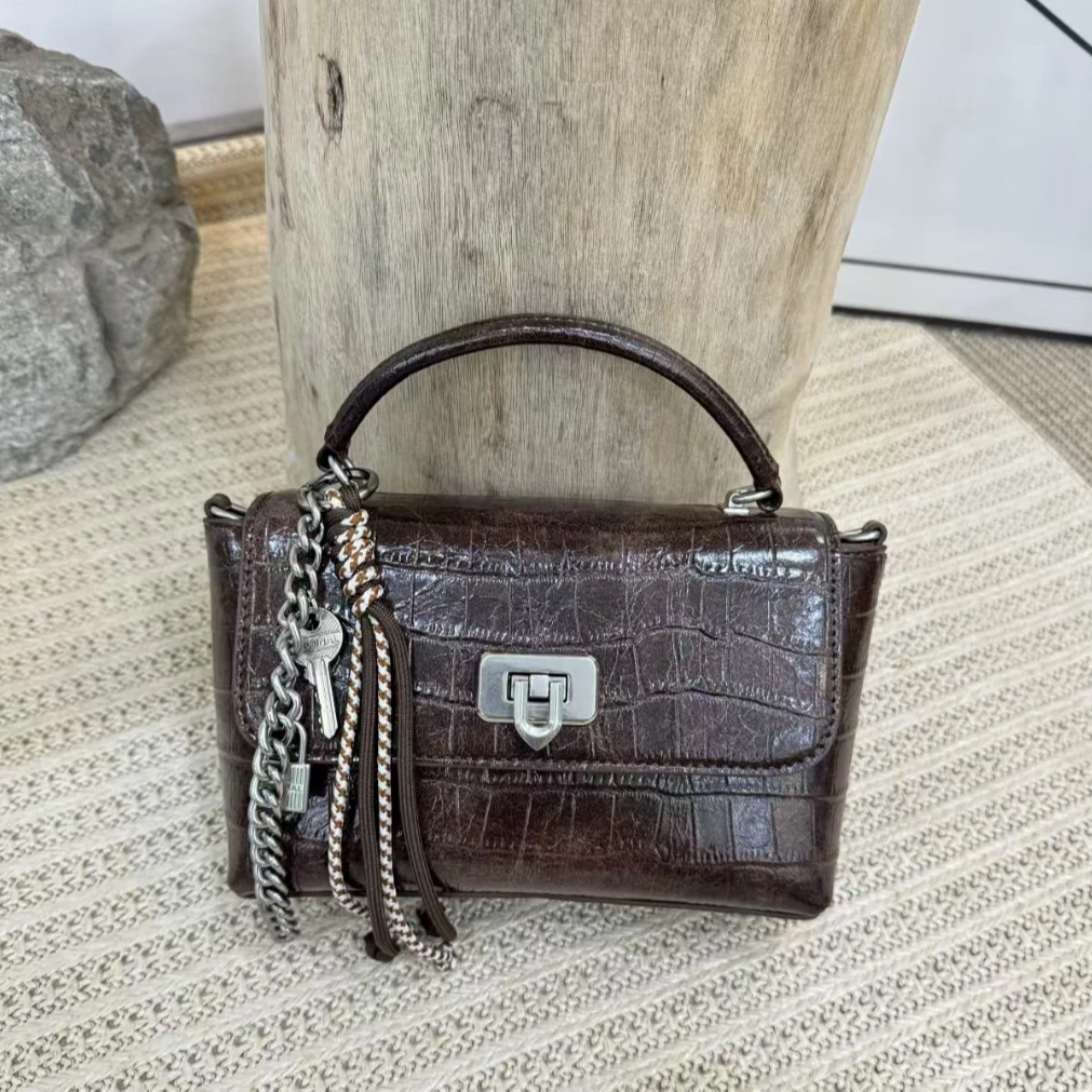 【Show Mi】QYX-9606-可可棕-轻奢小众时尚百搭女士包sm