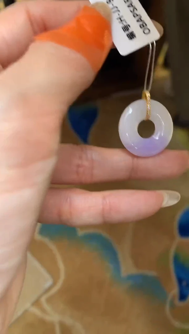 【闪购商品】翡翠颈饰18K金镶嵌甜甜圈