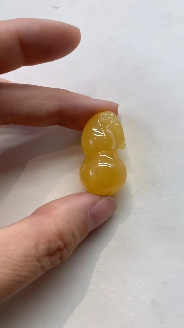 未镶嵌琥珀珠宝奇石1975