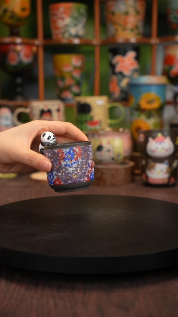 釉下手绘陶瓷紫砂杯金