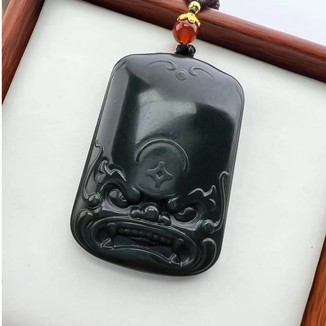 和田玉黑青玉兽面貔貅吊坠（拍一发一，多样性发货！）