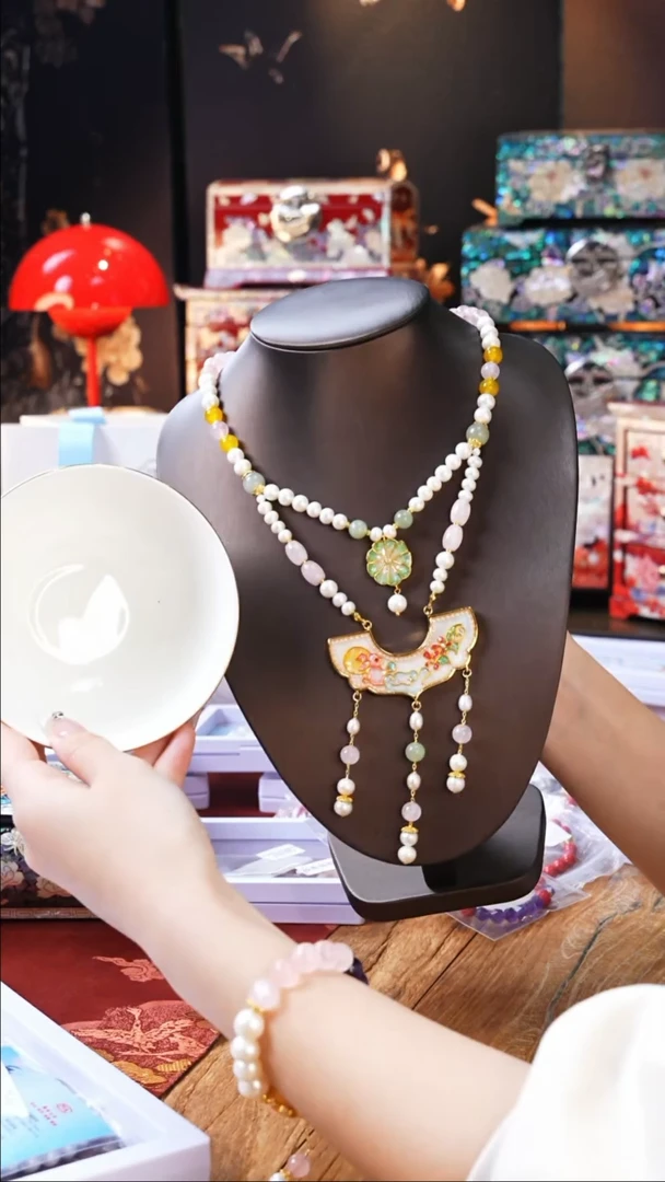 【闪购商品】瓷片豆包儿推荐饰品摆件