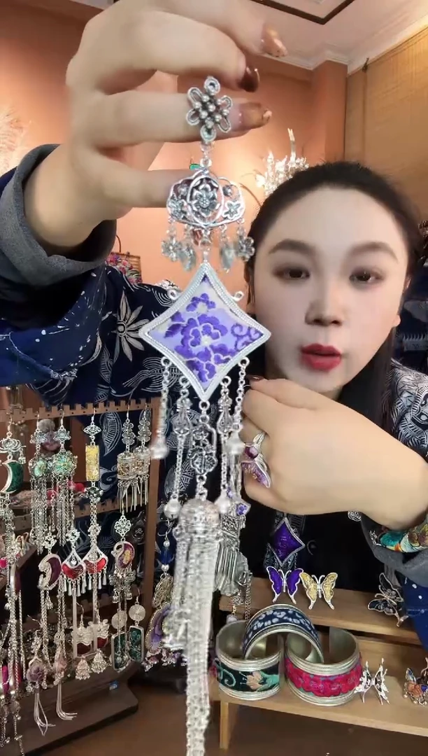 刺绣纯手工民族风压襟