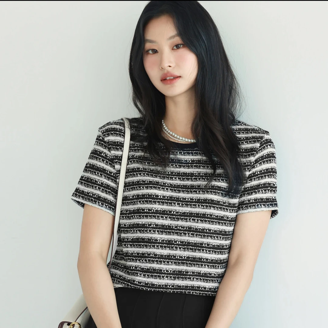 高能感通勤肌理感黑白条纹小香风短袖T恤上衣8205