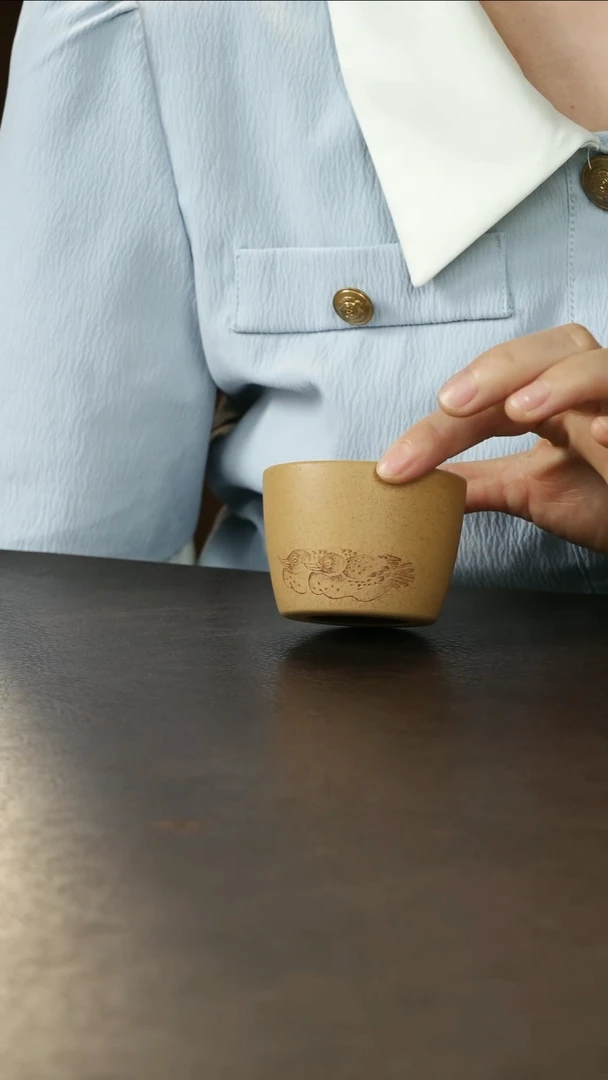 茶杯紫砂吴春艳底槽清粉段镜心主人杯100cc