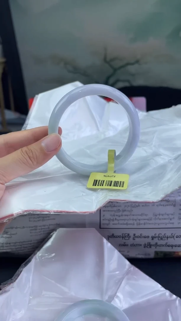 翡翠手镯未镶嵌2翡翠手镯