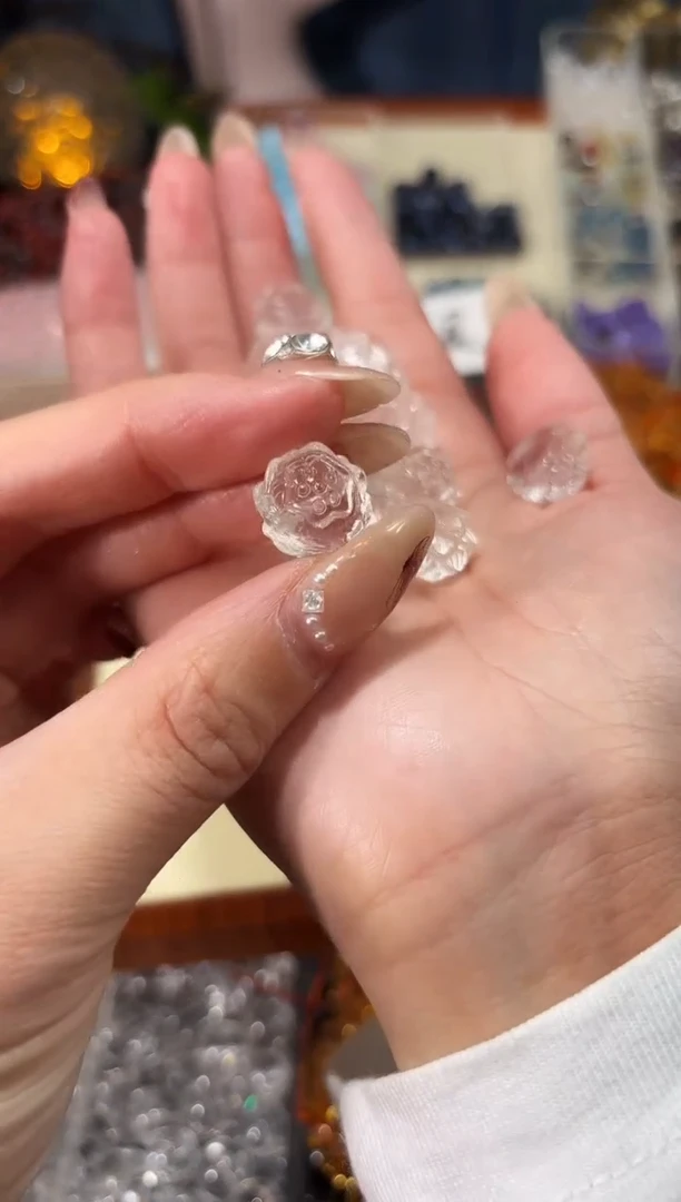 【闪购商品】水晶手串未镶嵌新款精工莲花一个宽卡约13