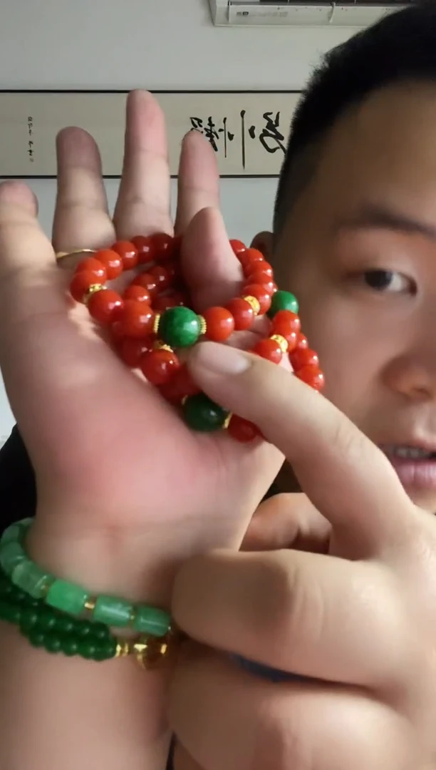 翡翠未镶嵌颈饰57手串