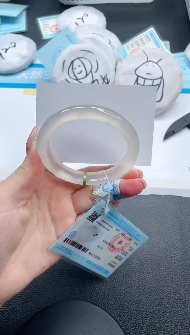 石英质玉手镯未镶嵌4V218-57