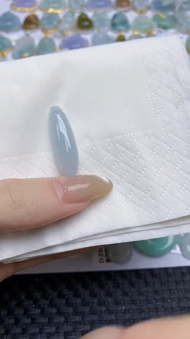 【闪购商品】翡翠颈饰未镶嵌天然A货翡翠