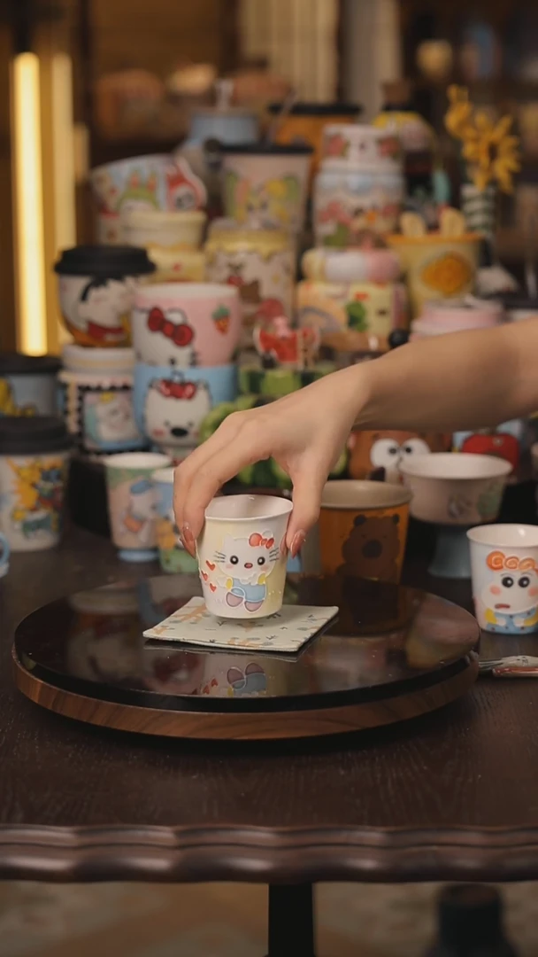 景德镇釉下彩绘设计师款式陶瓷