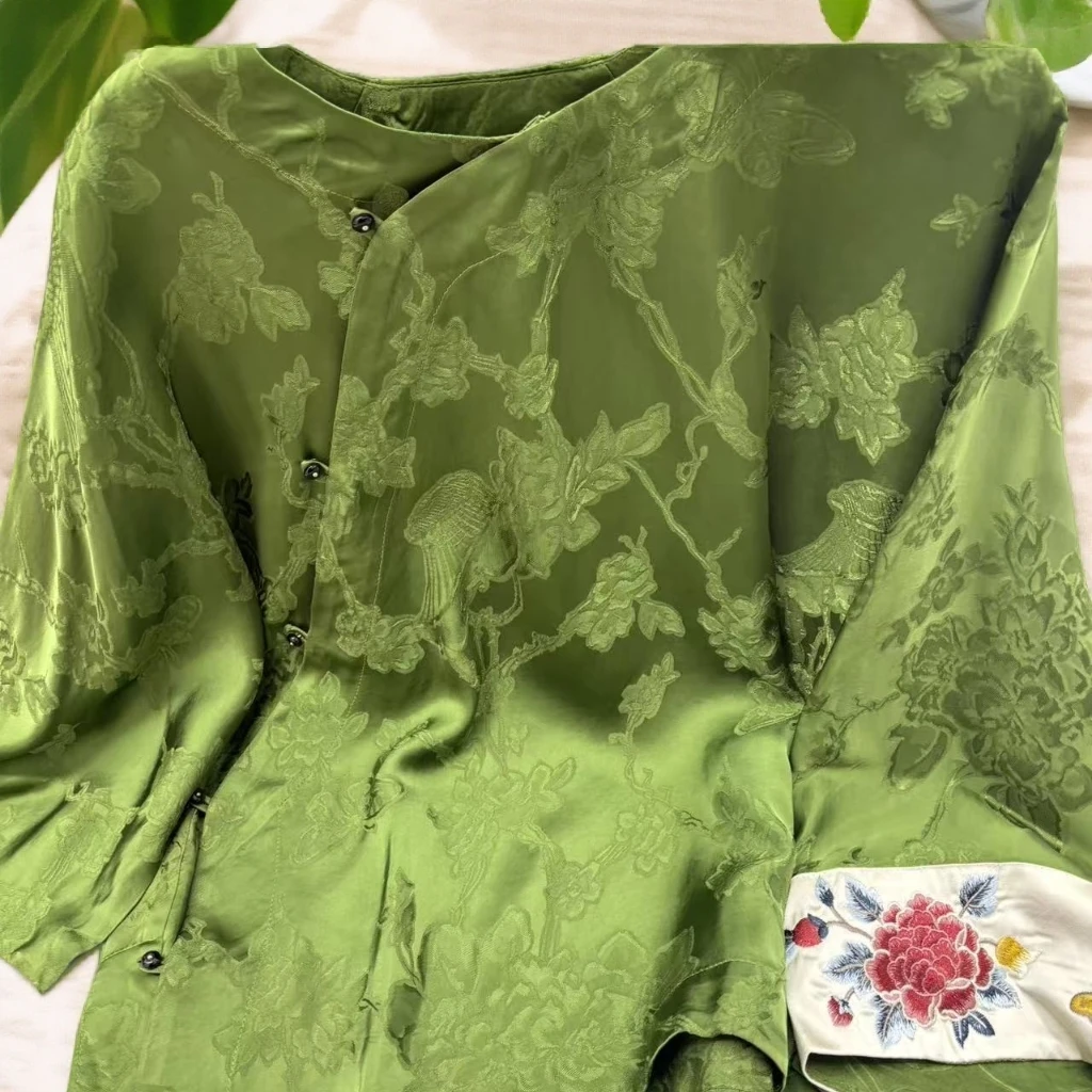 刺绣圆领常规款拼接薄款厚款上衣红色民族风斜襟时尚