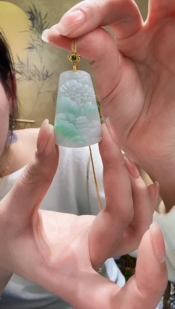 颈饰未镶嵌翡翠吊坠