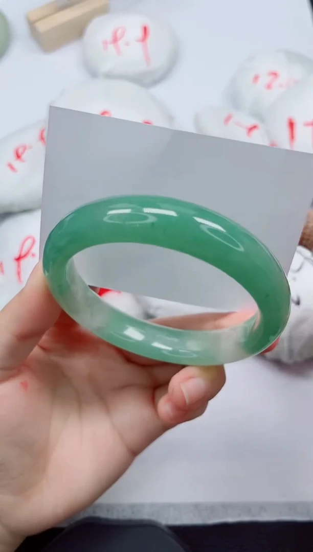 未镶嵌手镯石英质玉134-62/63