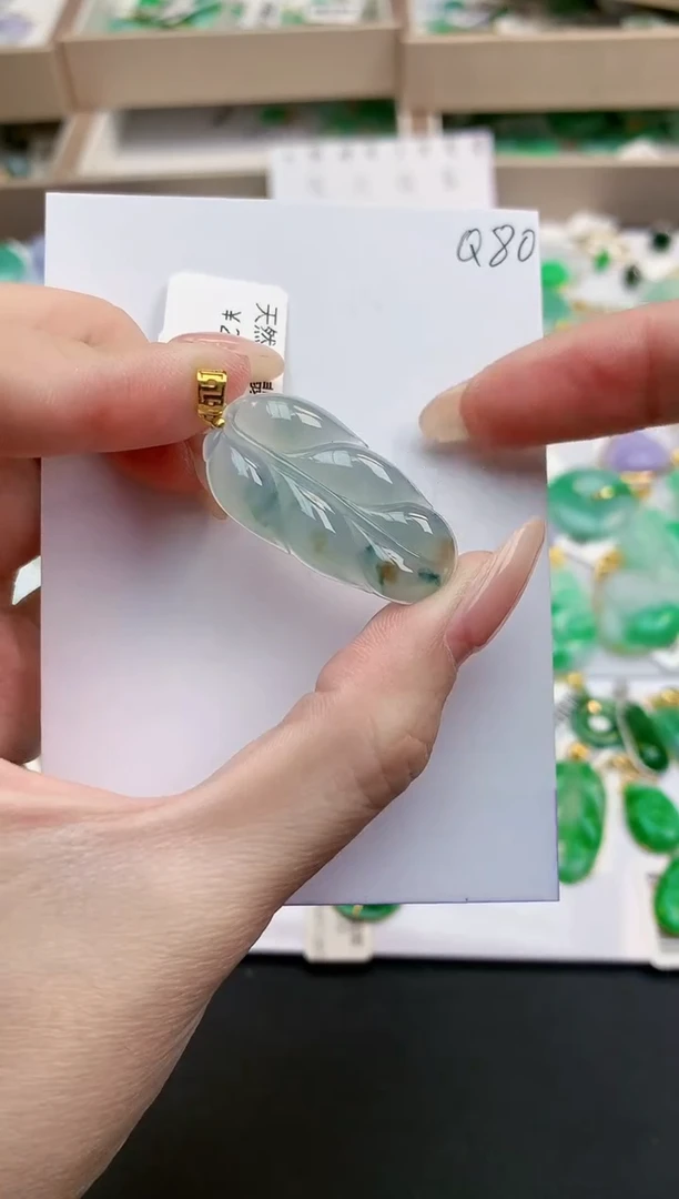 颈饰18K金镶嵌翡翠天然缅甸A货翡翠