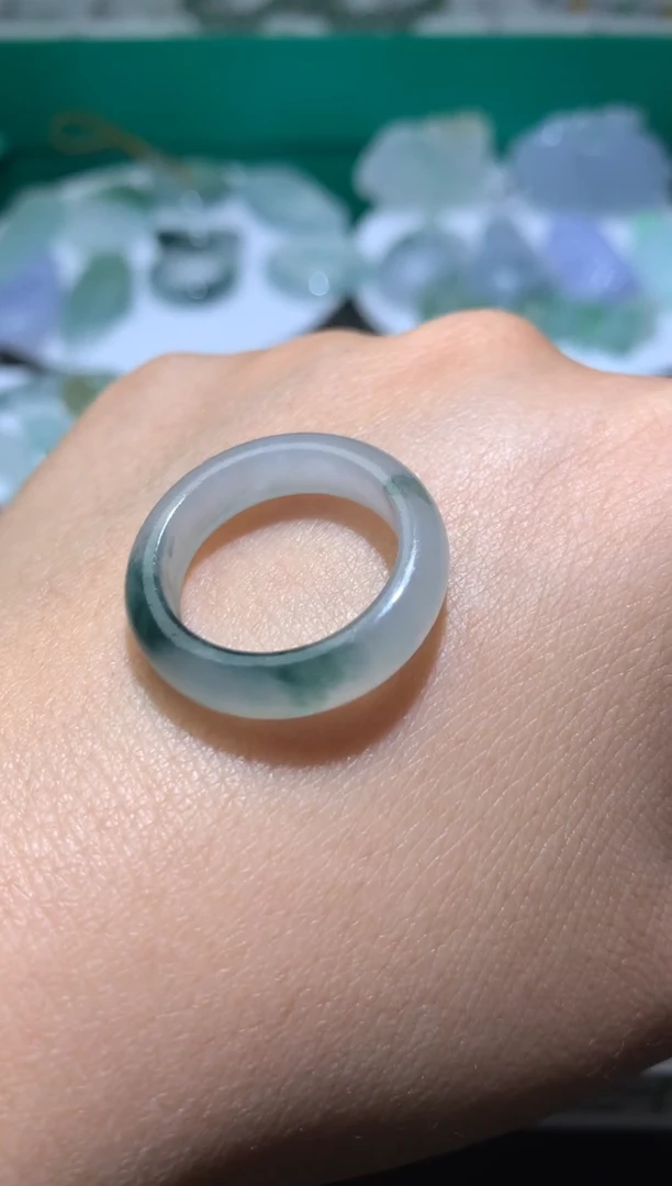 定制翡翠未镶嵌毛货
