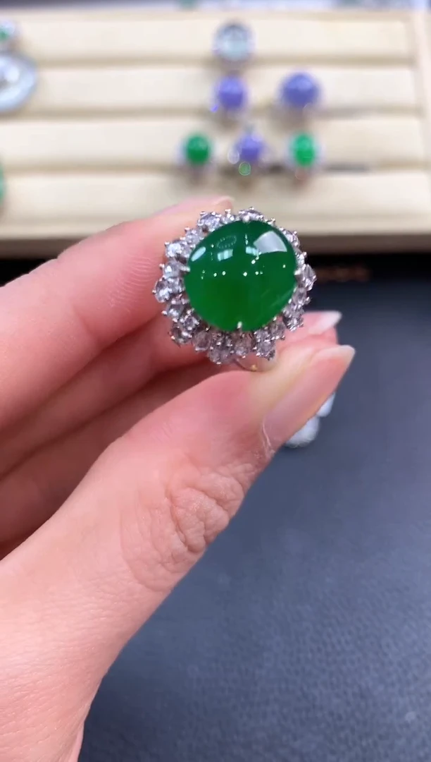 【闪购商品】翡翠戒指18K金镶嵌b175