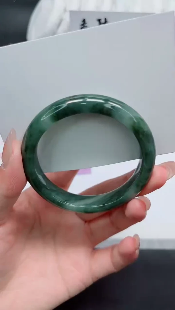 【闪购商品】石英质玉手镯未镶嵌129-55.8