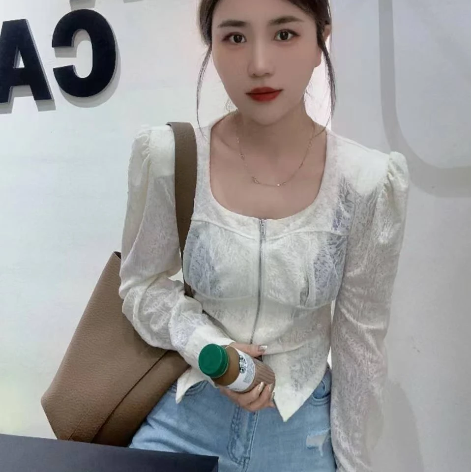 EGO-BAI052都市秋季潮牌女装法式百搭短款夏季方领显瘦气质小衫